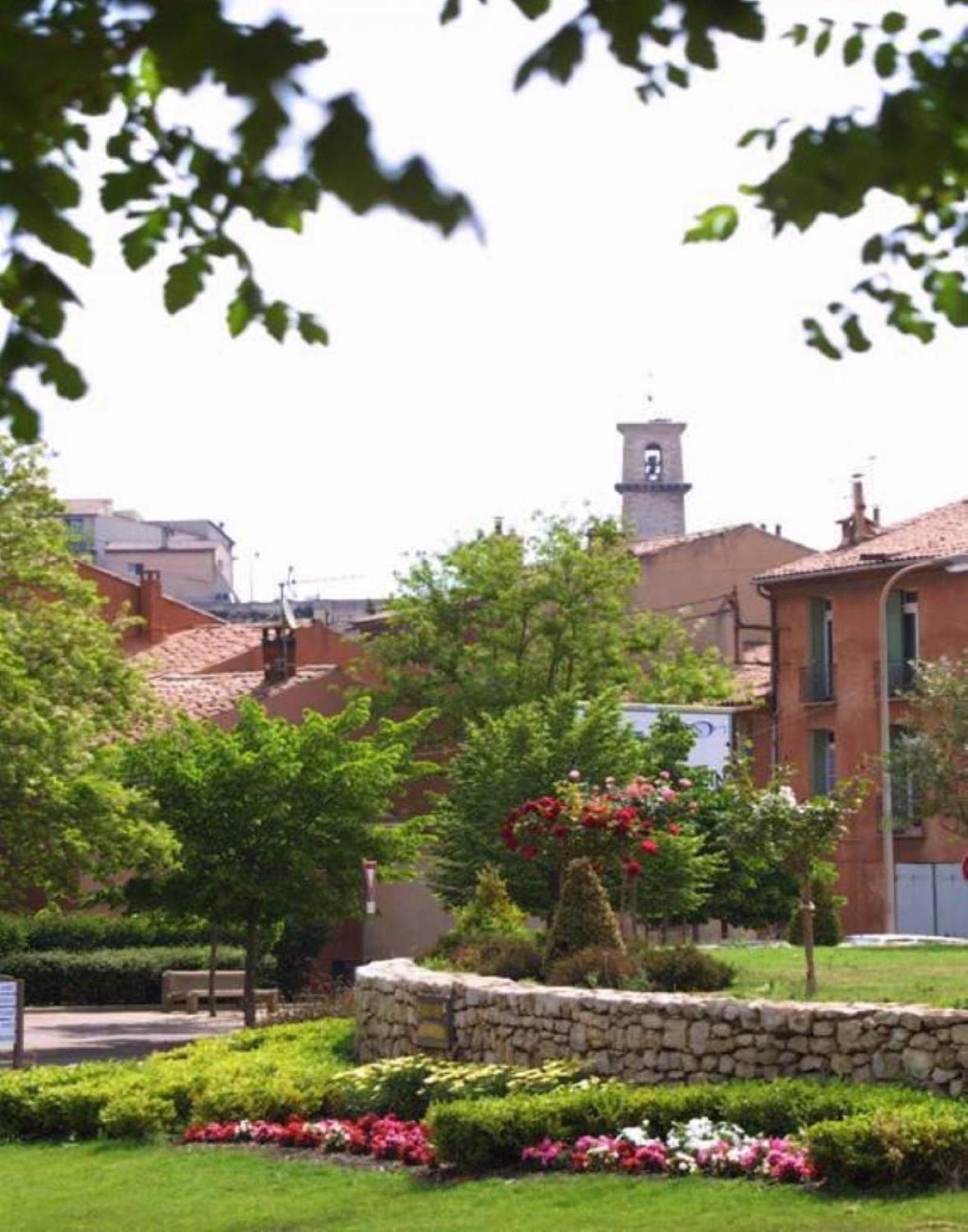 SUD PASSION - Encore mieux que chez vous ! Gardanne Extérieur photo